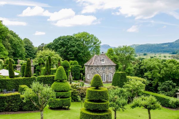 Plas Brondanw incredible topiary garden
